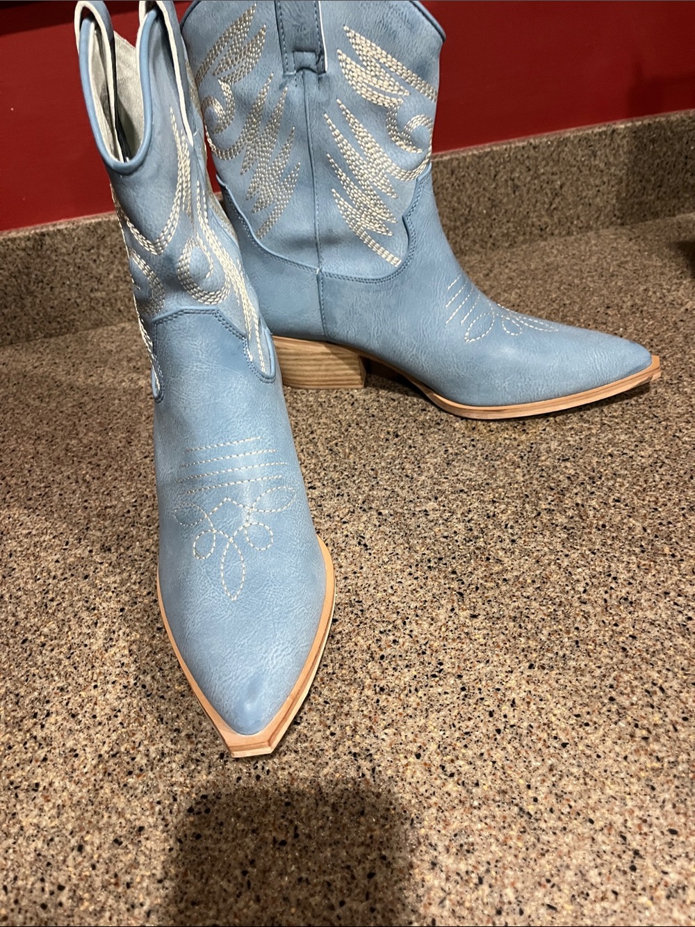 ShuShop Zahara Stunning Blue Western Cowboy Boots Thick Heel! Size 9 Like New - Picture 3 of 9